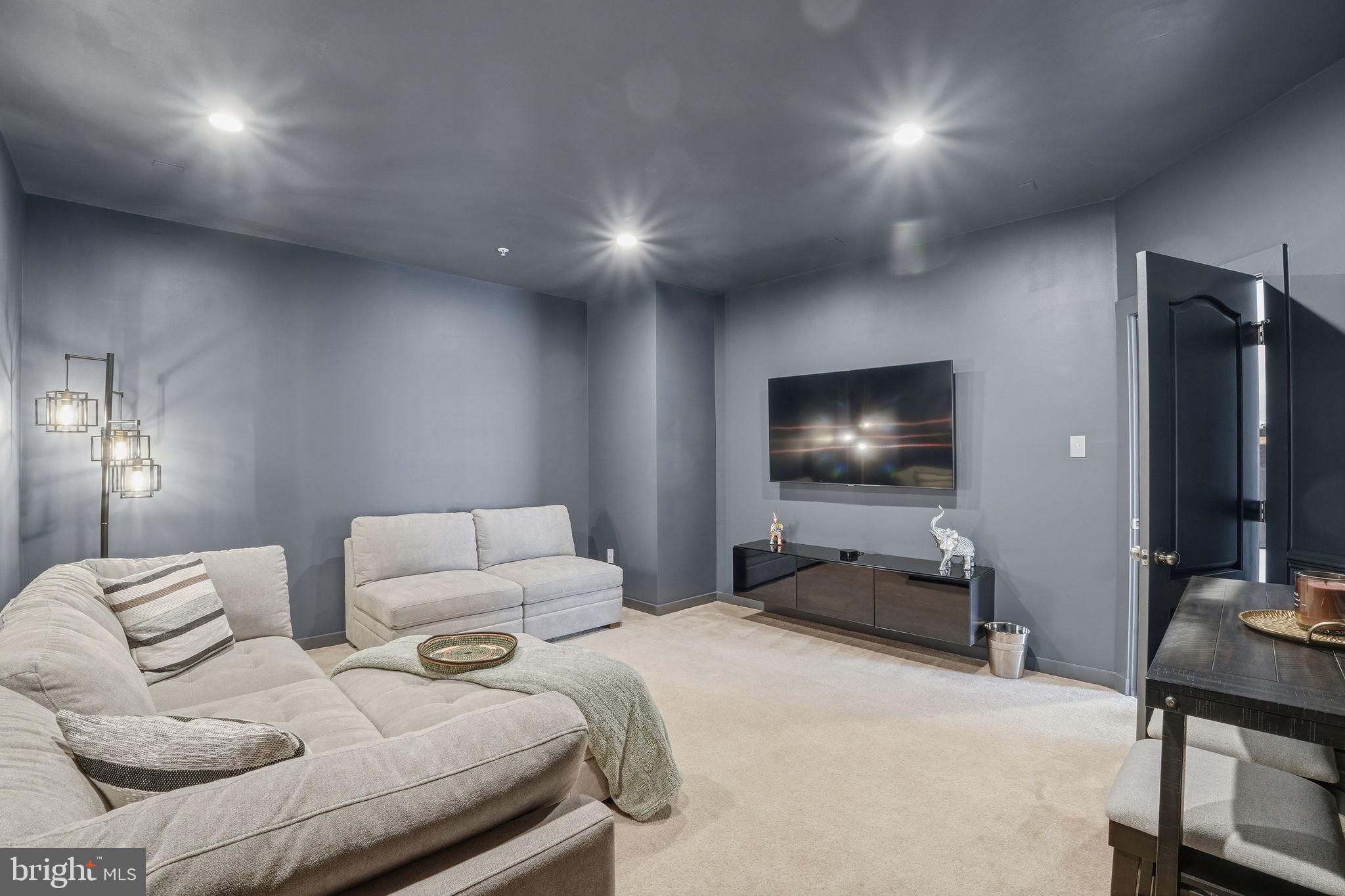 10609 OBSERVATORY PLACE