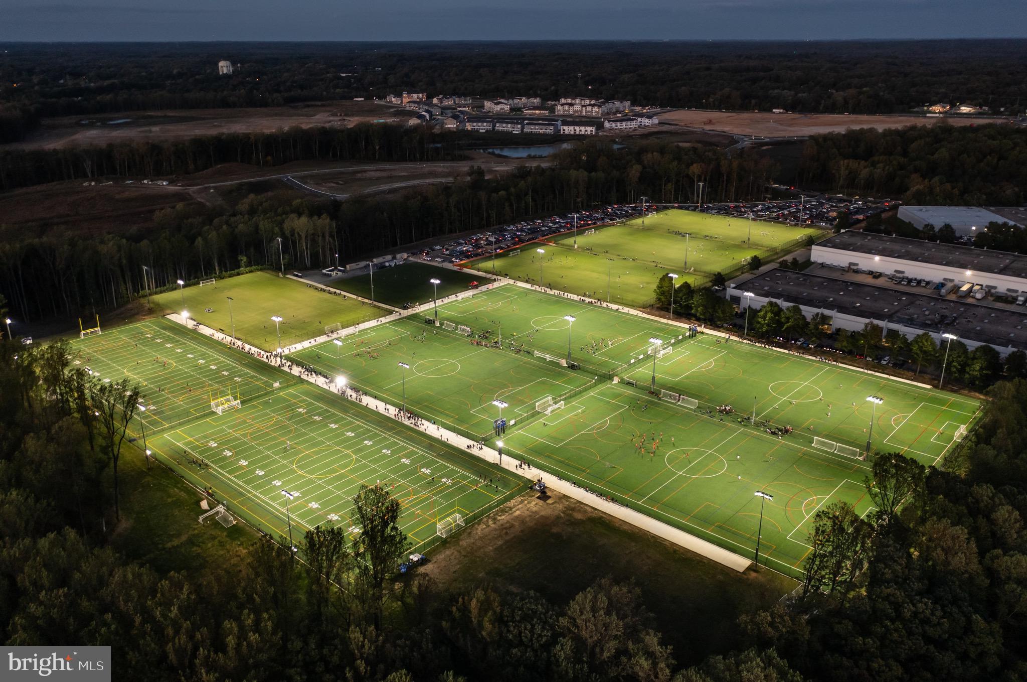 16013 HYDE PARK PLACE