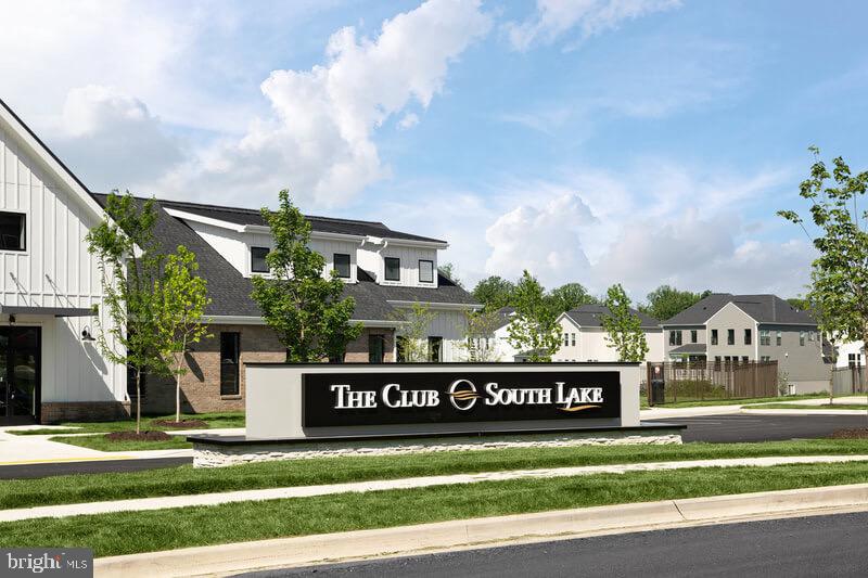 16013 HYDE PARK PLACE