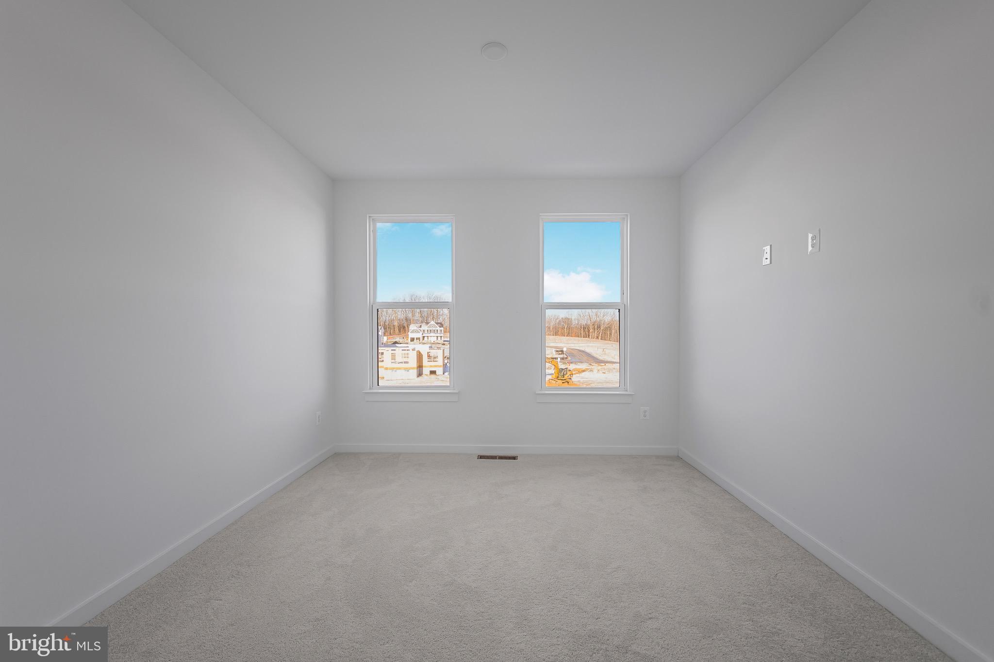 16013 HYDE PARK PLACE