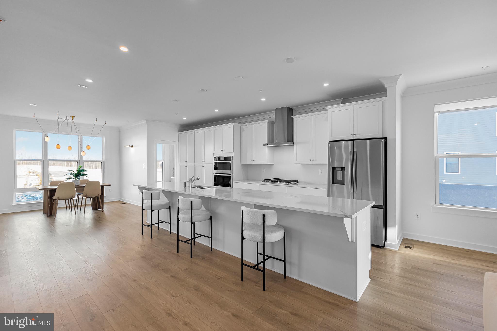 16013 HYDE PARK PLACE