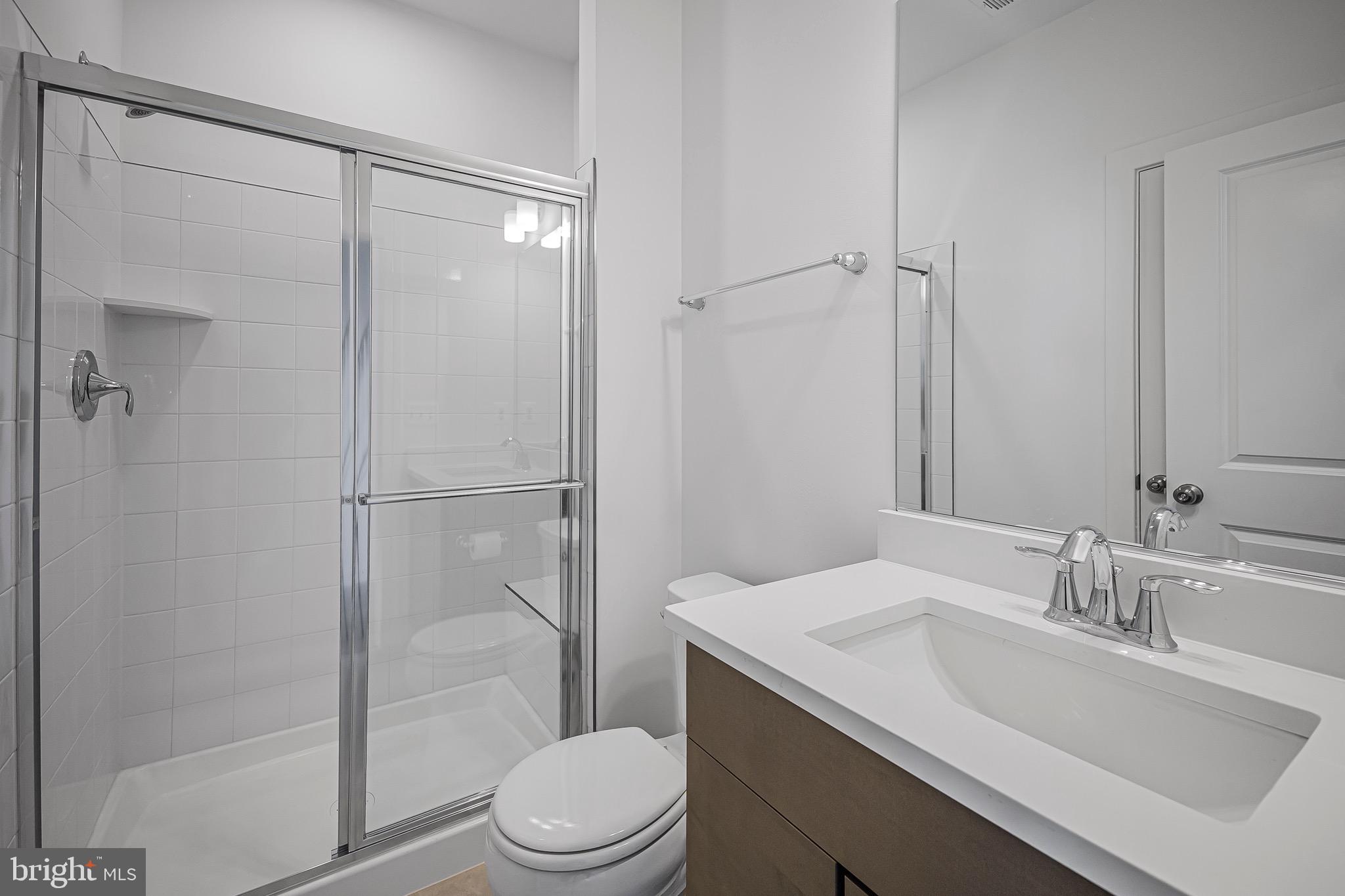 16013 HYDE PARK PLACE