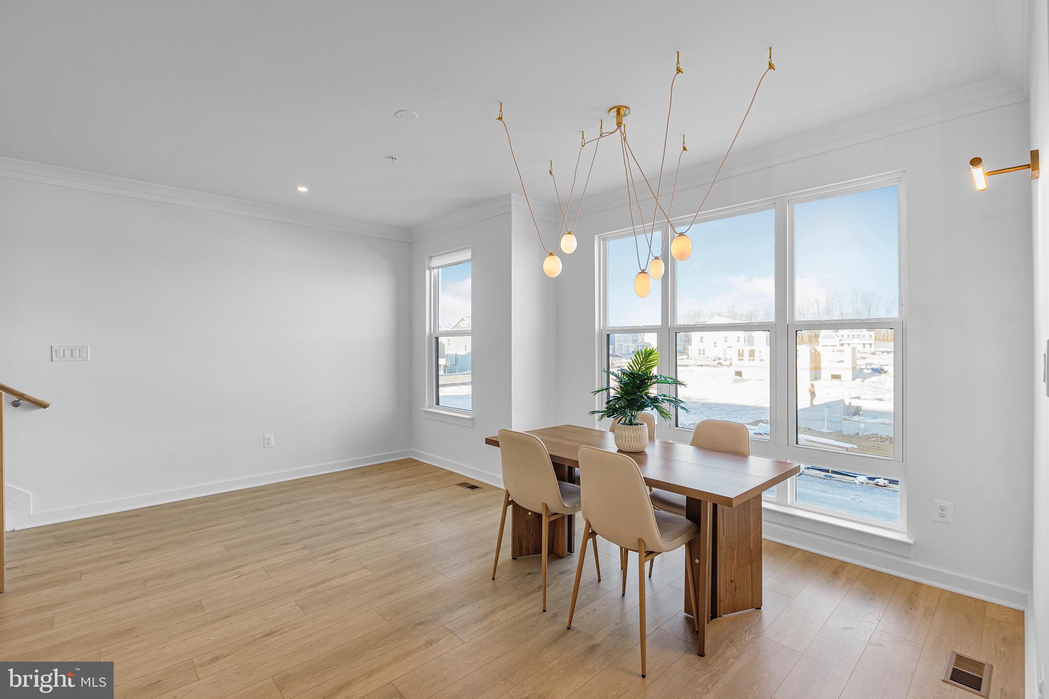 16013 HYDE PARK PLACE