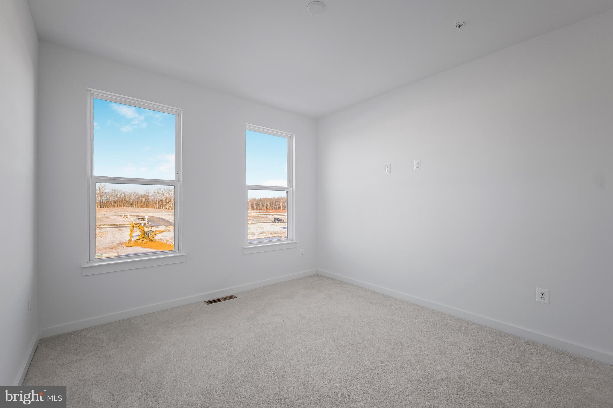 16013 HYDE PARK PLACE