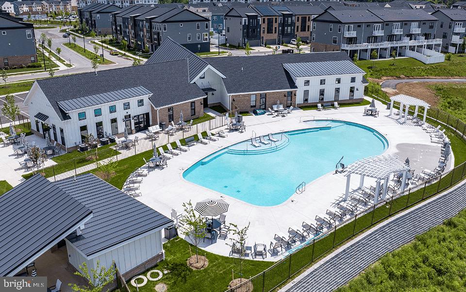 16013 HYDE PARK PLACE