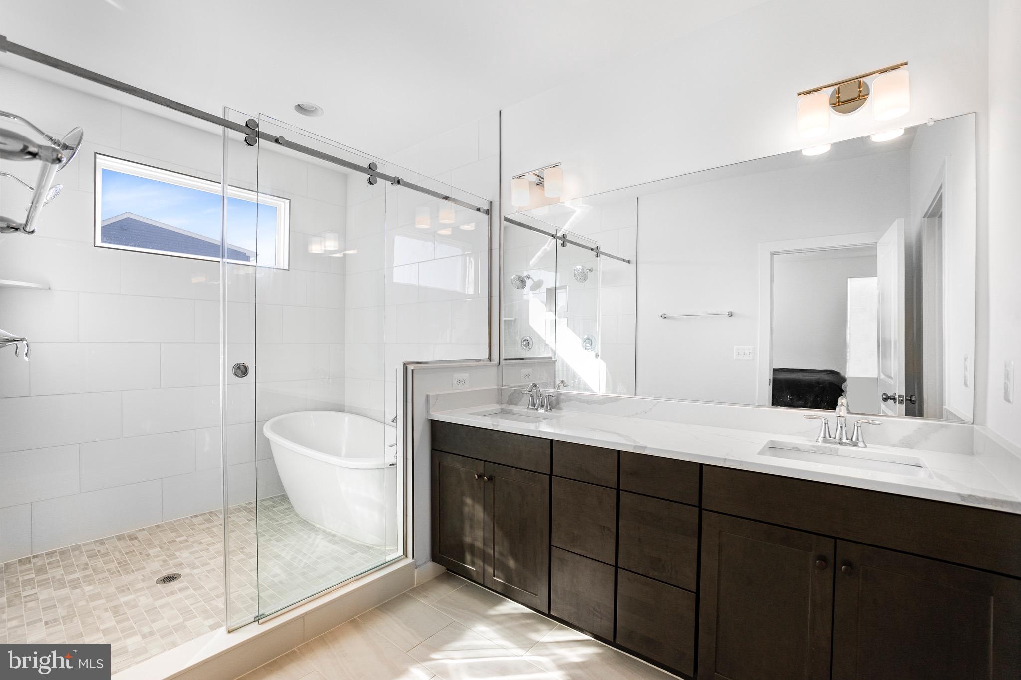 16013 HYDE PARK PLACE