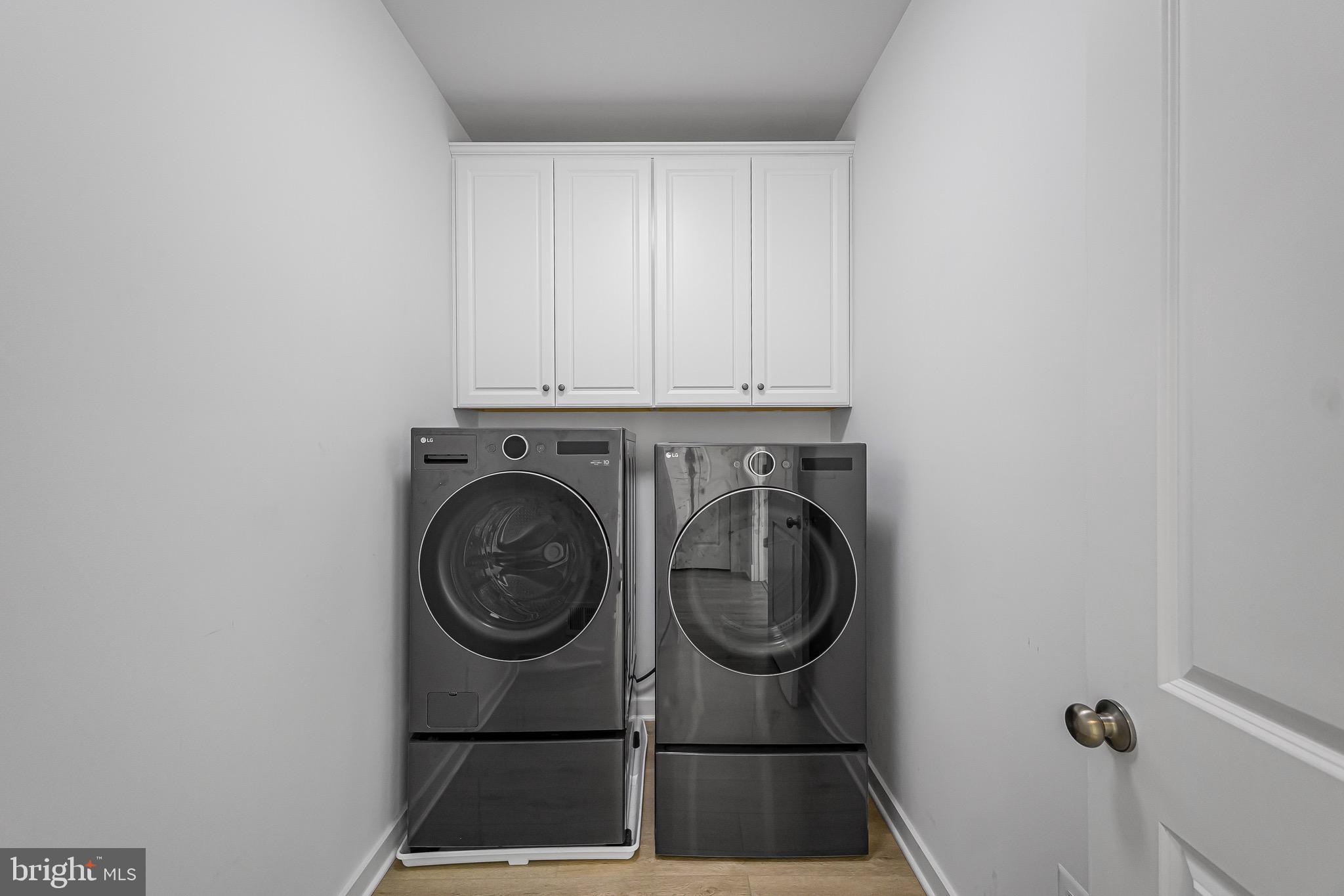 16013 HYDE PARK PLACE