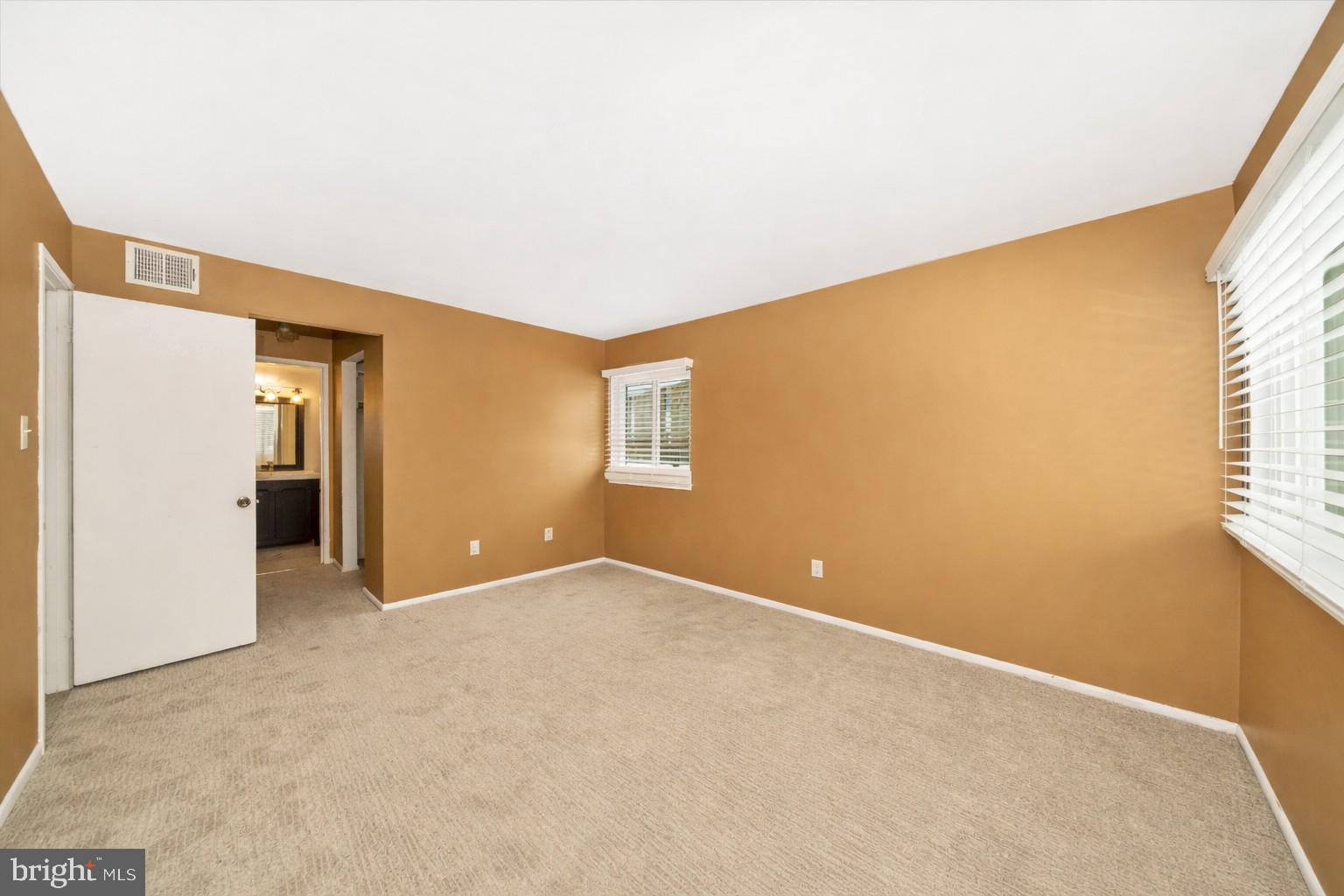 10234 PRINCE PLACE 17-102