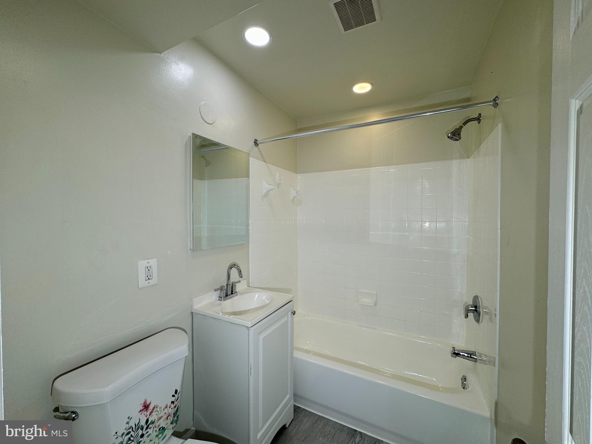 5601 PARKER HOUSE TERRACE 211