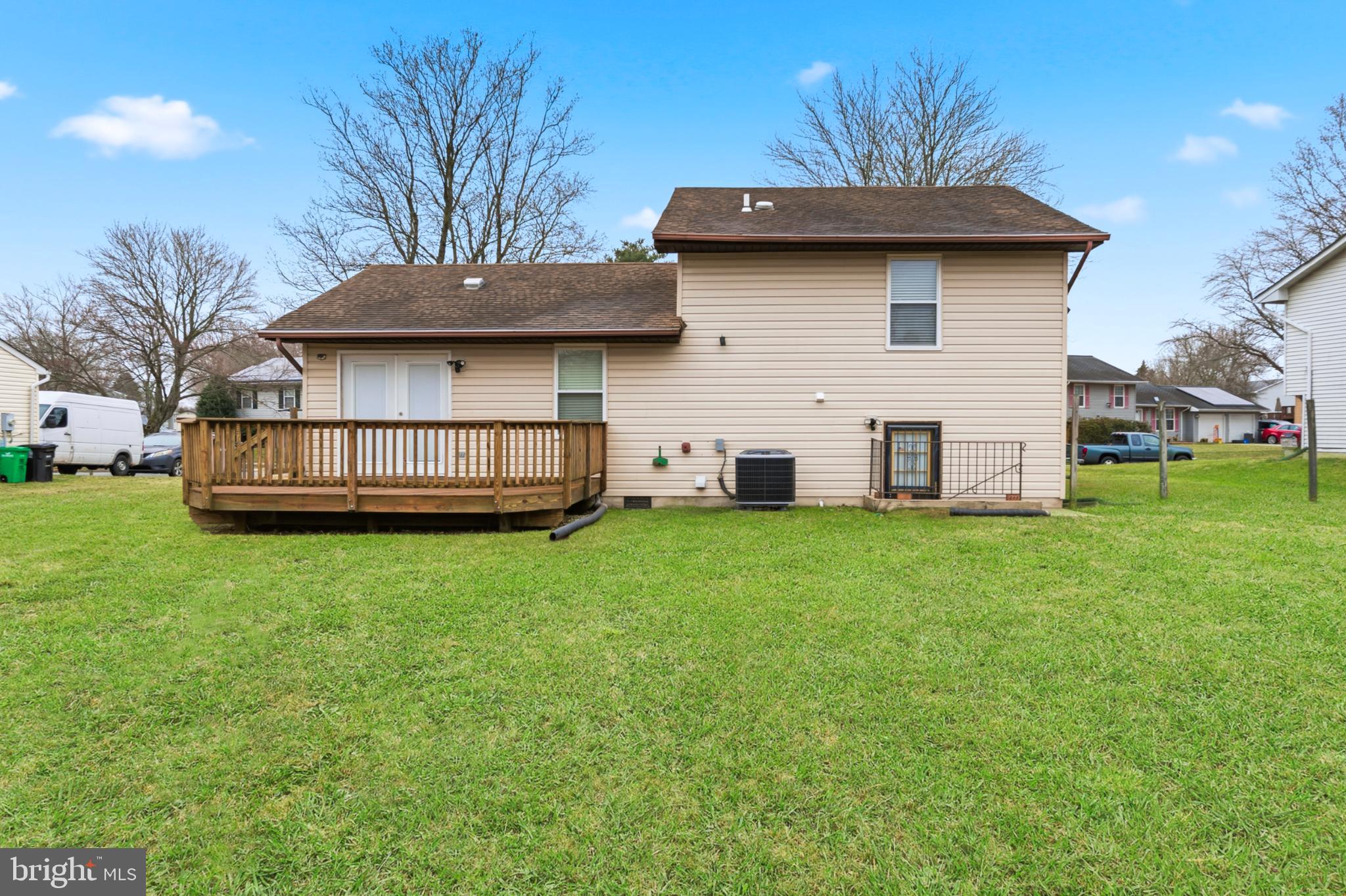 1208 DIXIE BOWIE WAY