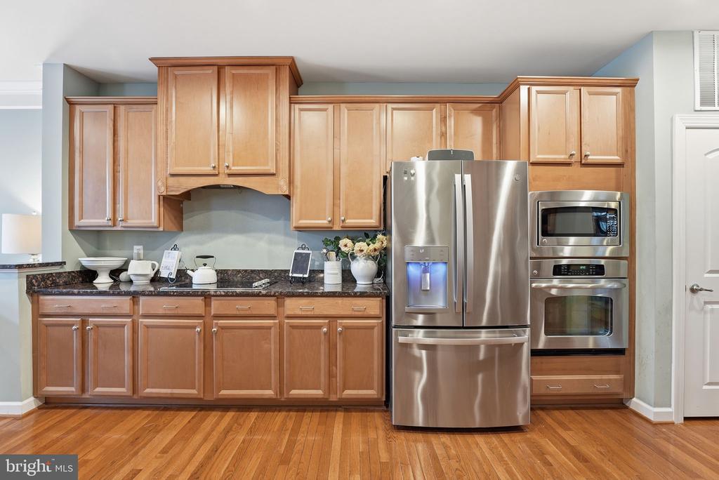 15304 CAMBERLEY PLACE