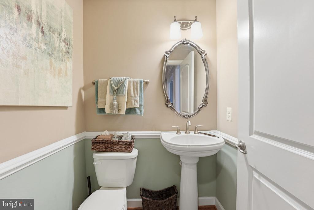 15304 CAMBERLEY PLACE