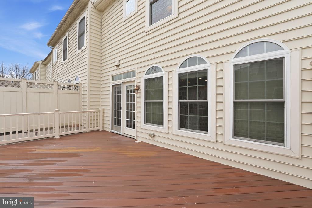 15304 CAMBERLEY PLACE