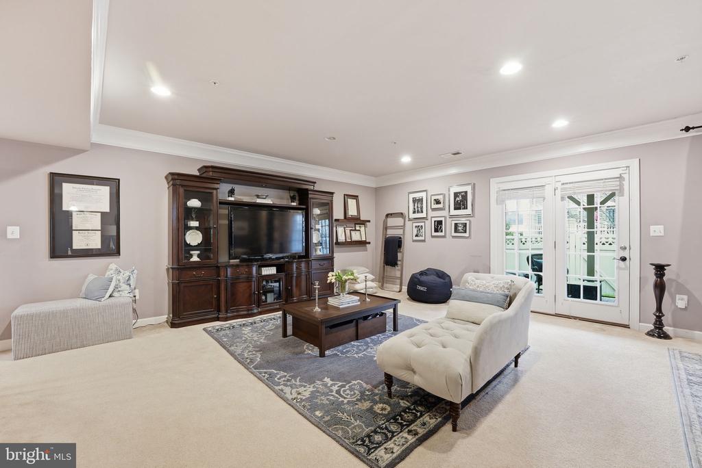 15304 CAMBERLEY PLACE