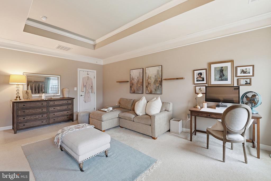 15304 CAMBERLEY PLACE