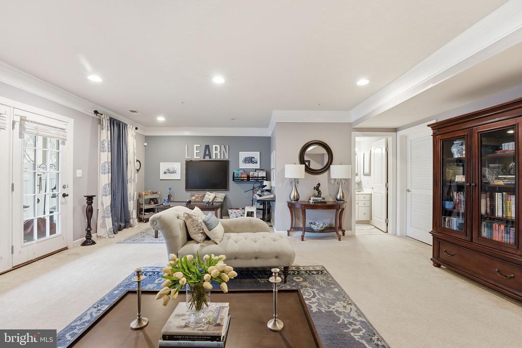 15304 CAMBERLEY PLACE