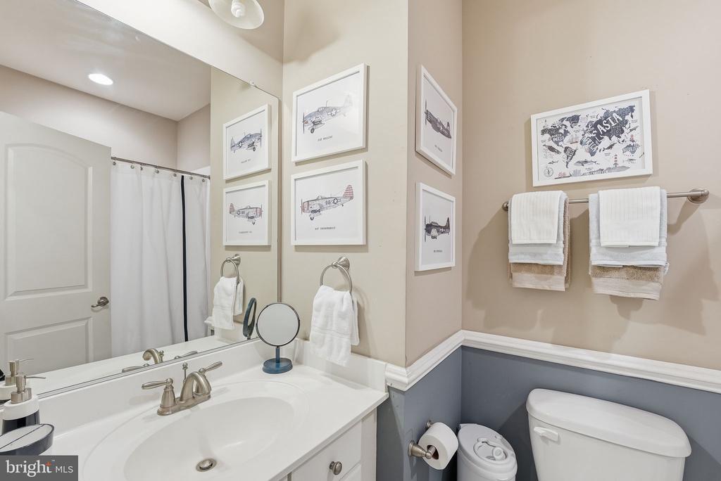 15304 CAMBERLEY PLACE