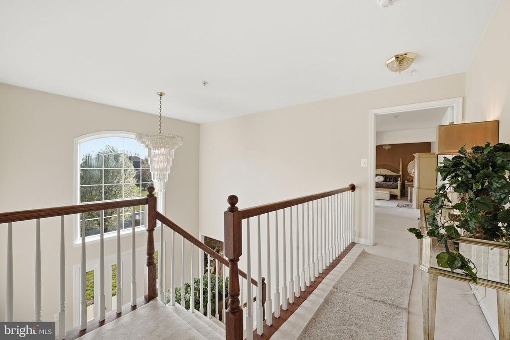 11710 AMER COURT