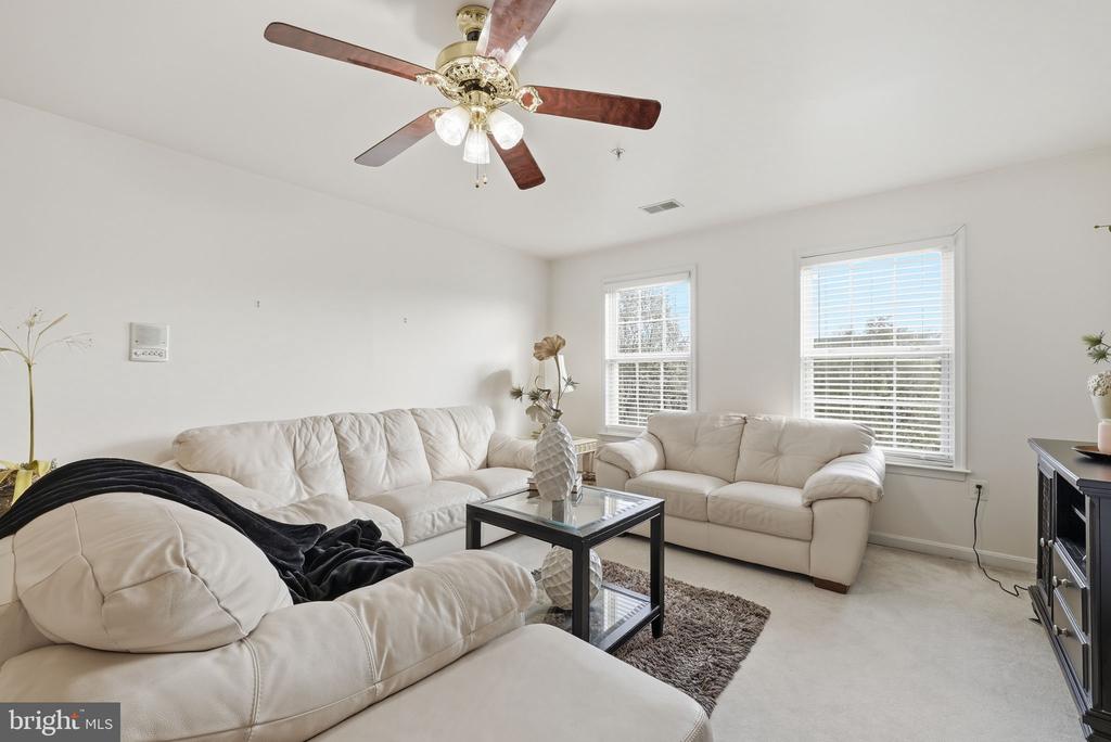 11710 AMER COURT
