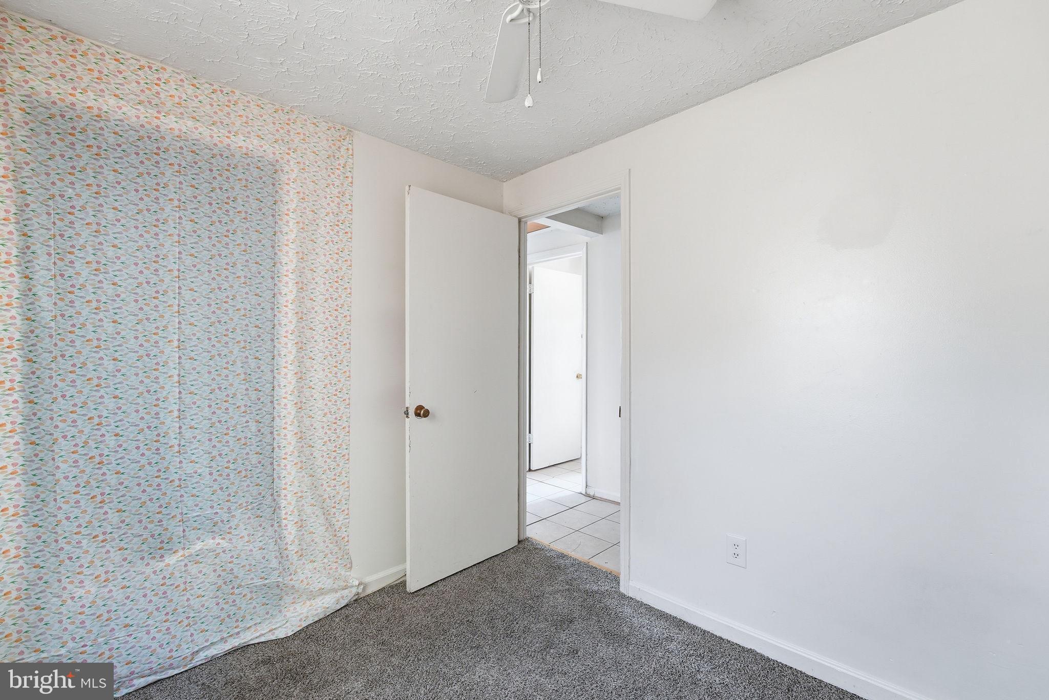 20 TUNIC AVENUE
