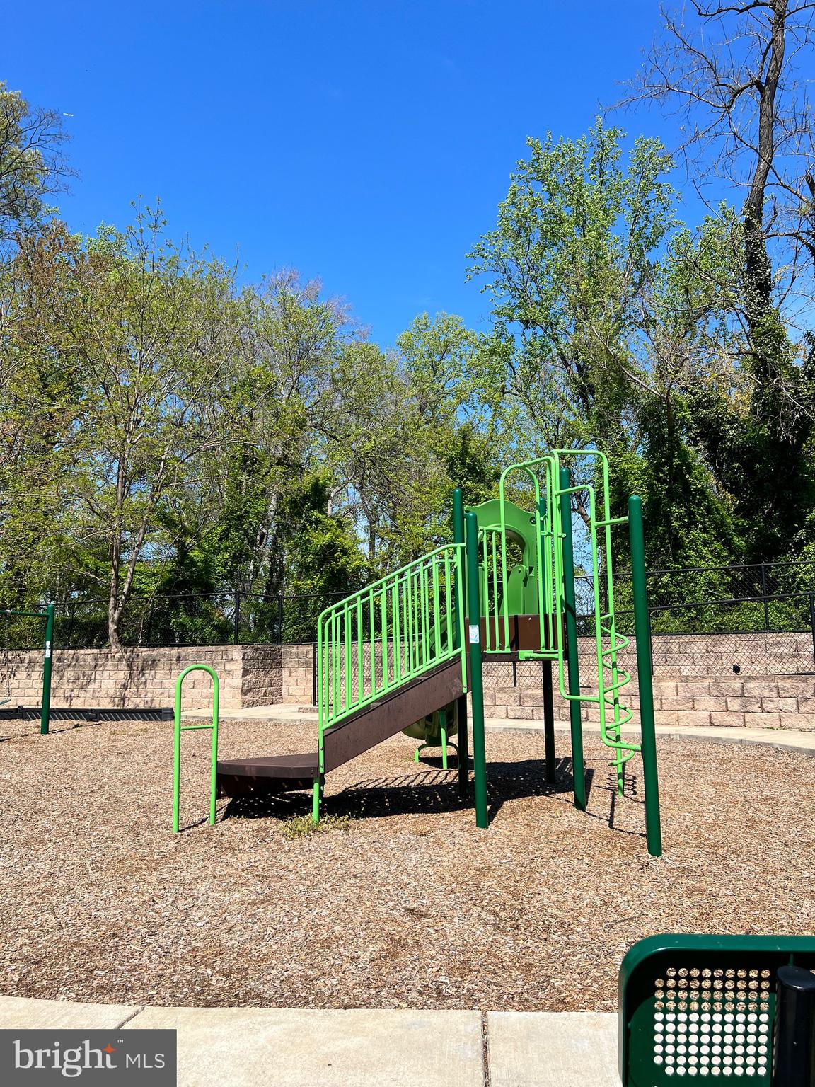 4915 CREST VIEW DRIVE