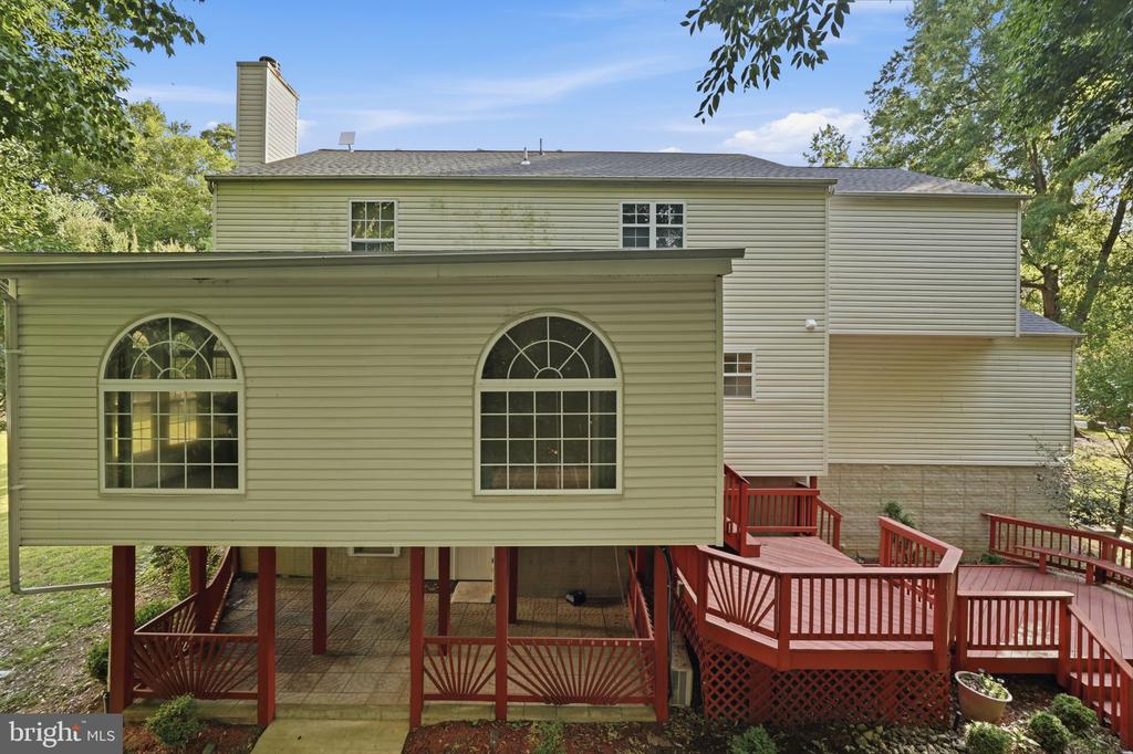 705 BONNIE MEADOW LANE