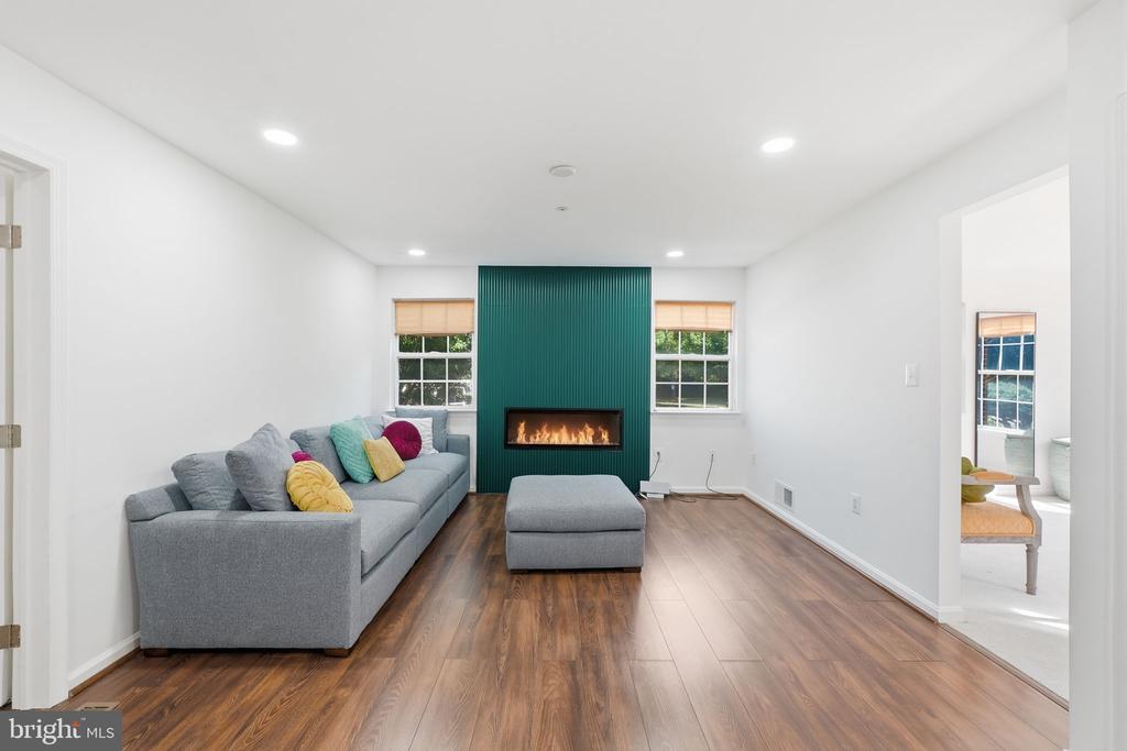 705 BONNIE MEADOW LANE