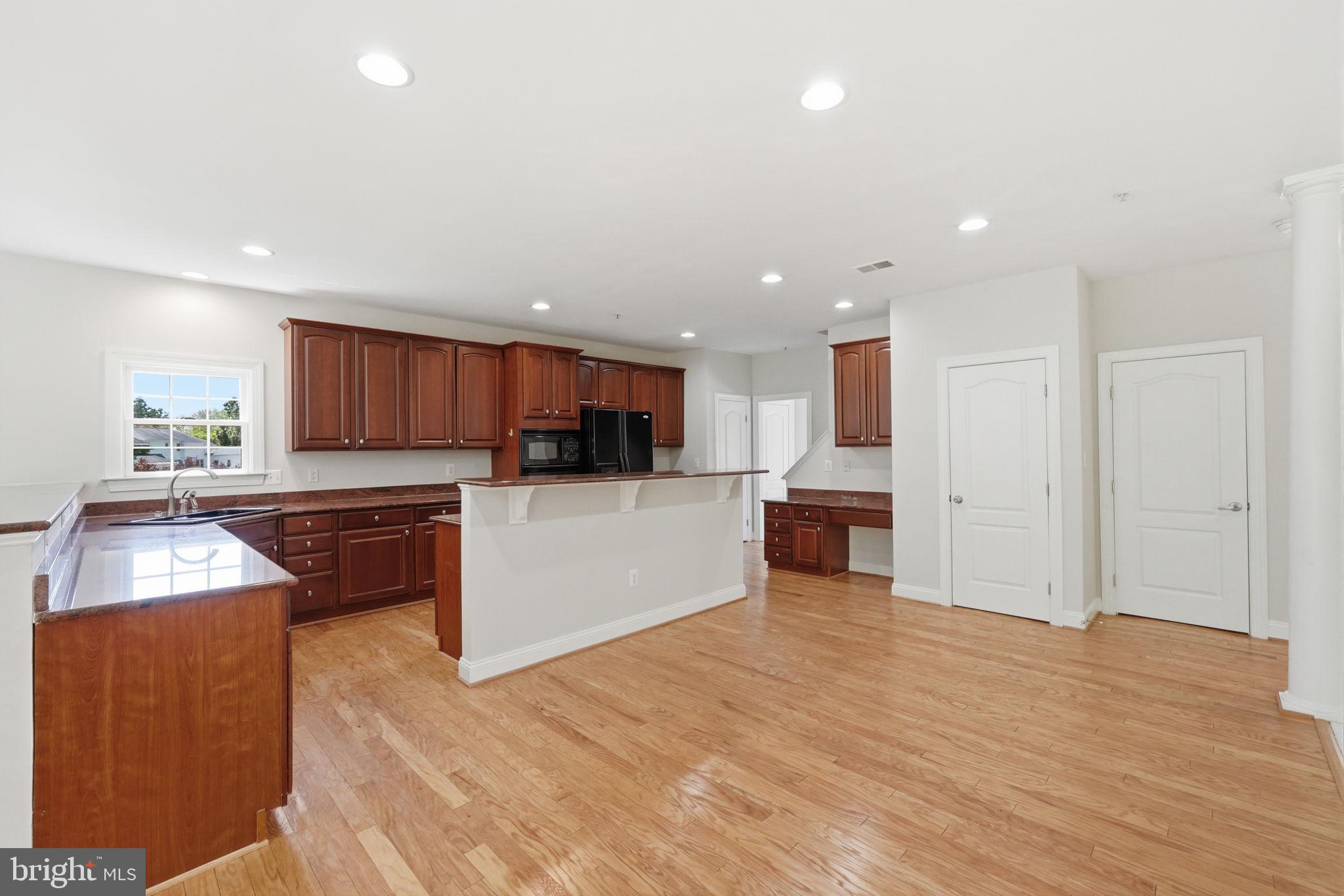 1801 SOUTHWOOD COURT