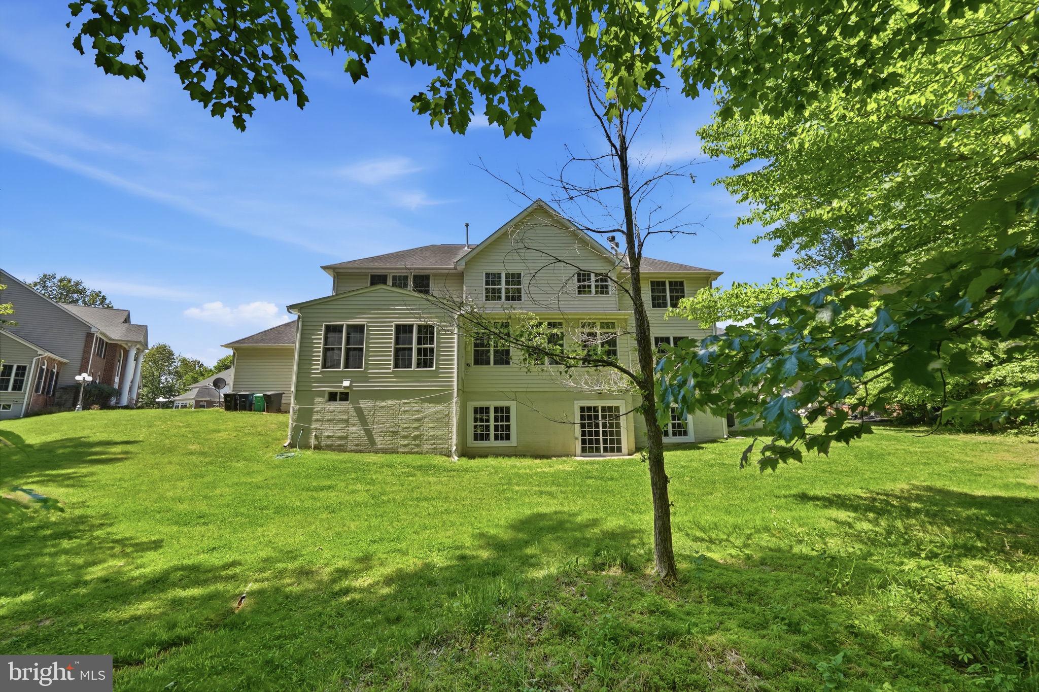 1801 SOUTHWOOD COURT