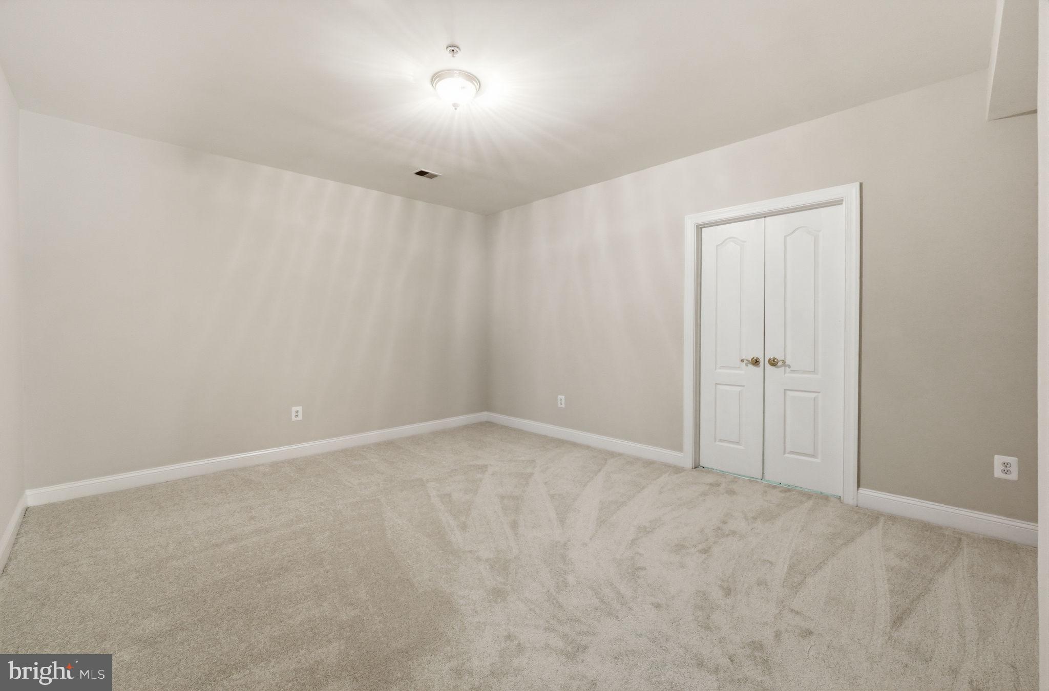 1801 SOUTHWOOD COURT