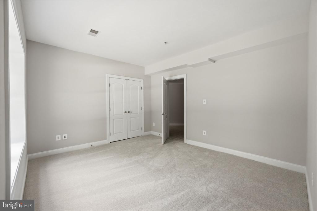 1801 SOUTHWOOD COURT