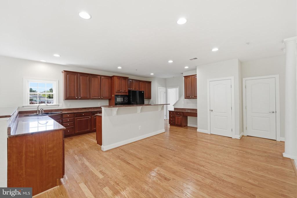 1801 SOUTHWOOD COURT