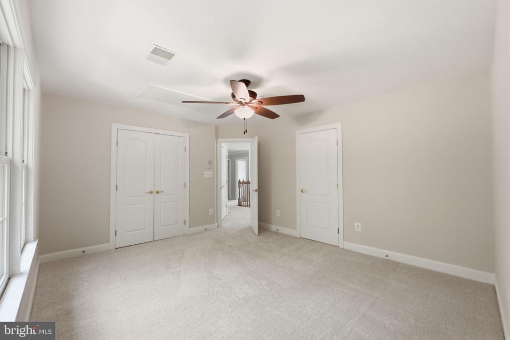 1801 SOUTHWOOD COURT