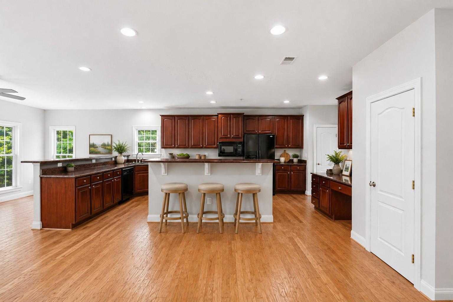 1801 SOUTHWOOD COURT