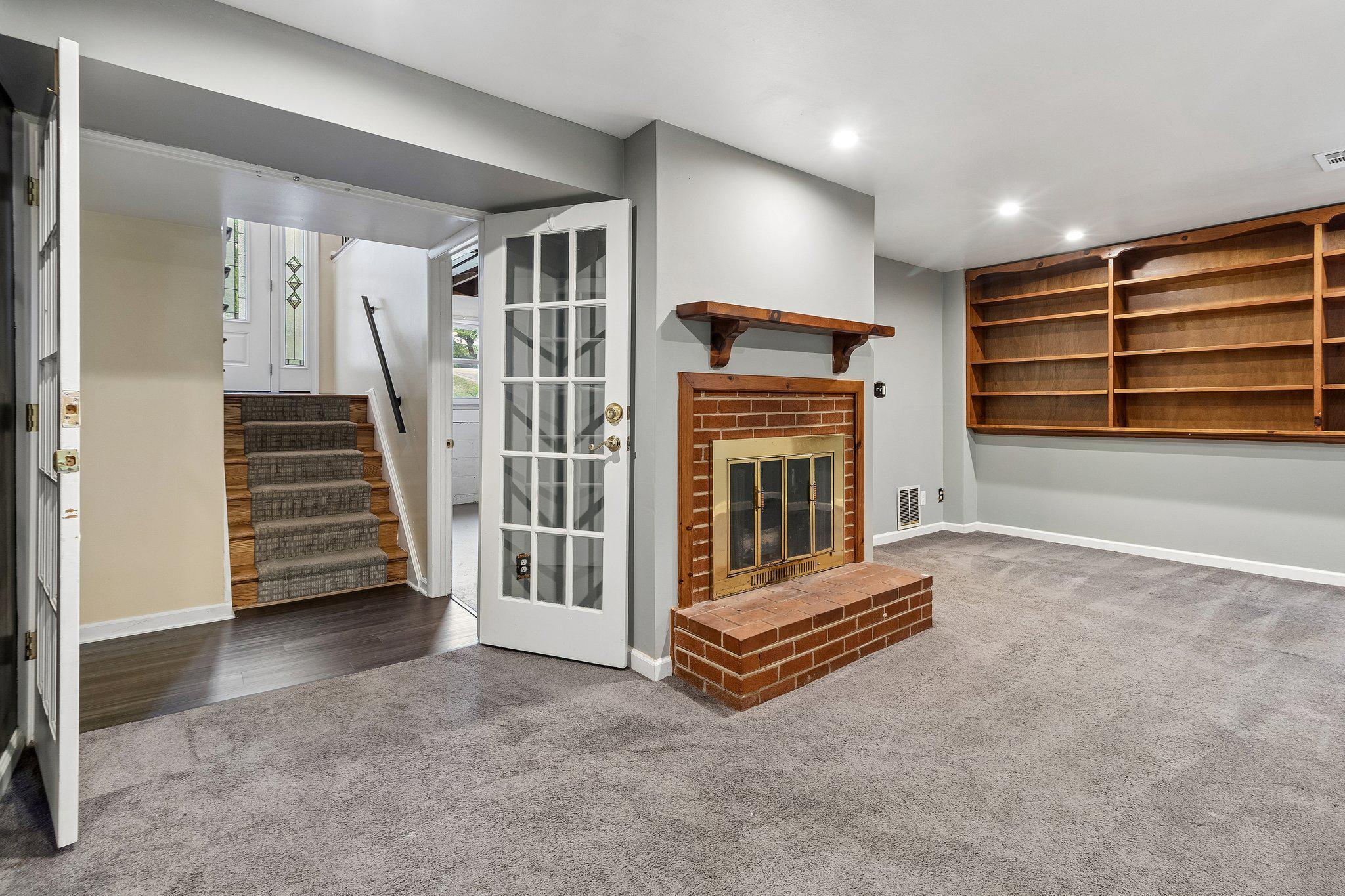13104 CLARION COURT