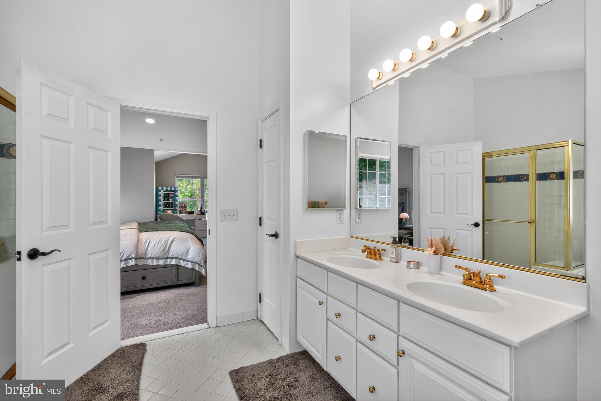 7817 AYLESFORD LANE