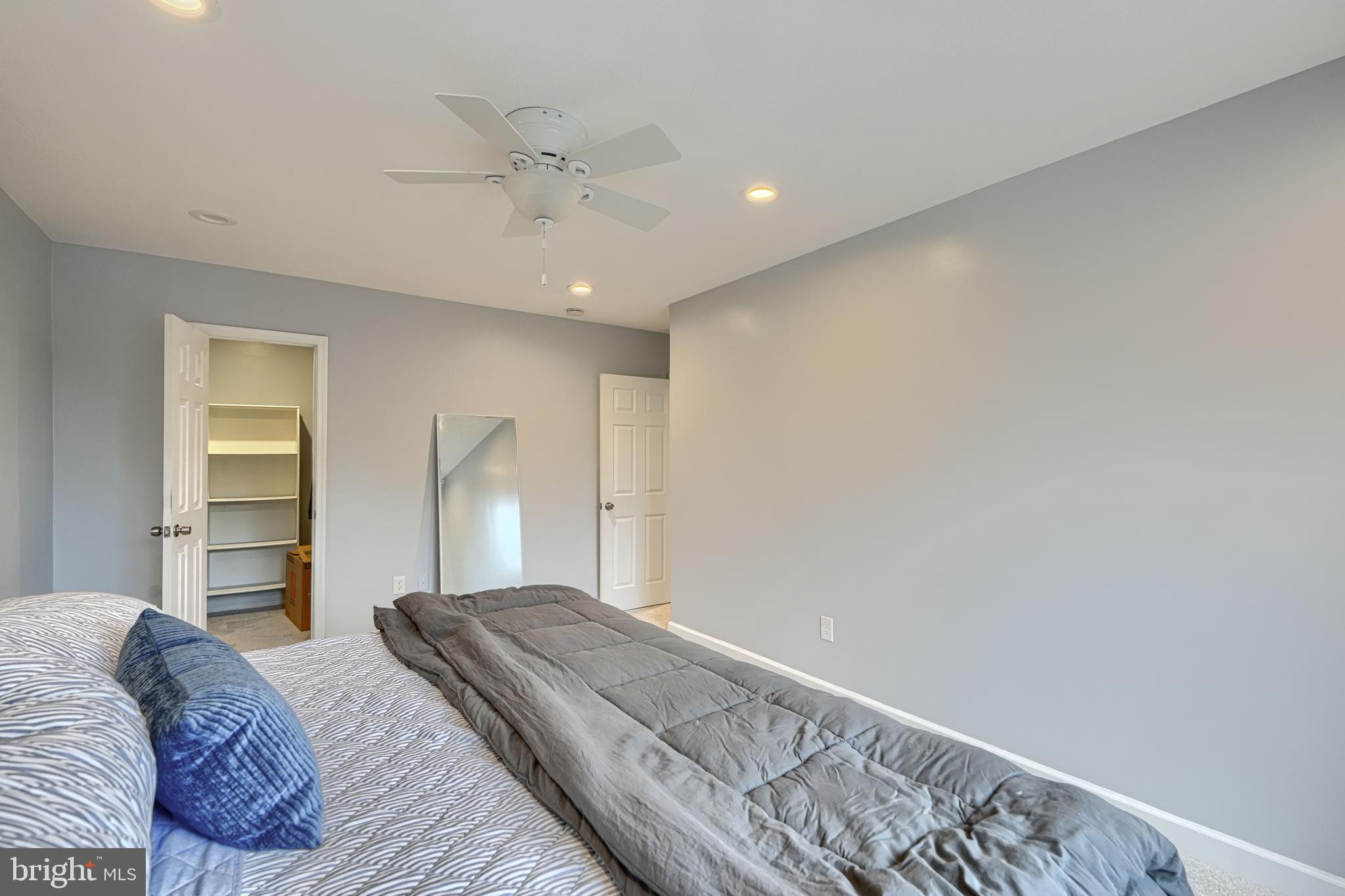 3821 HAMILTON STREET A-301