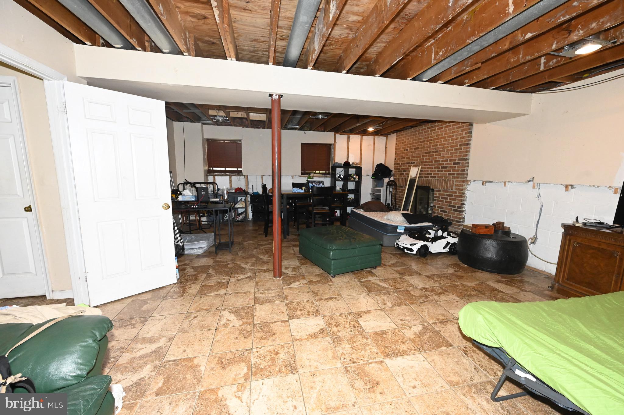1416 2ND STREET