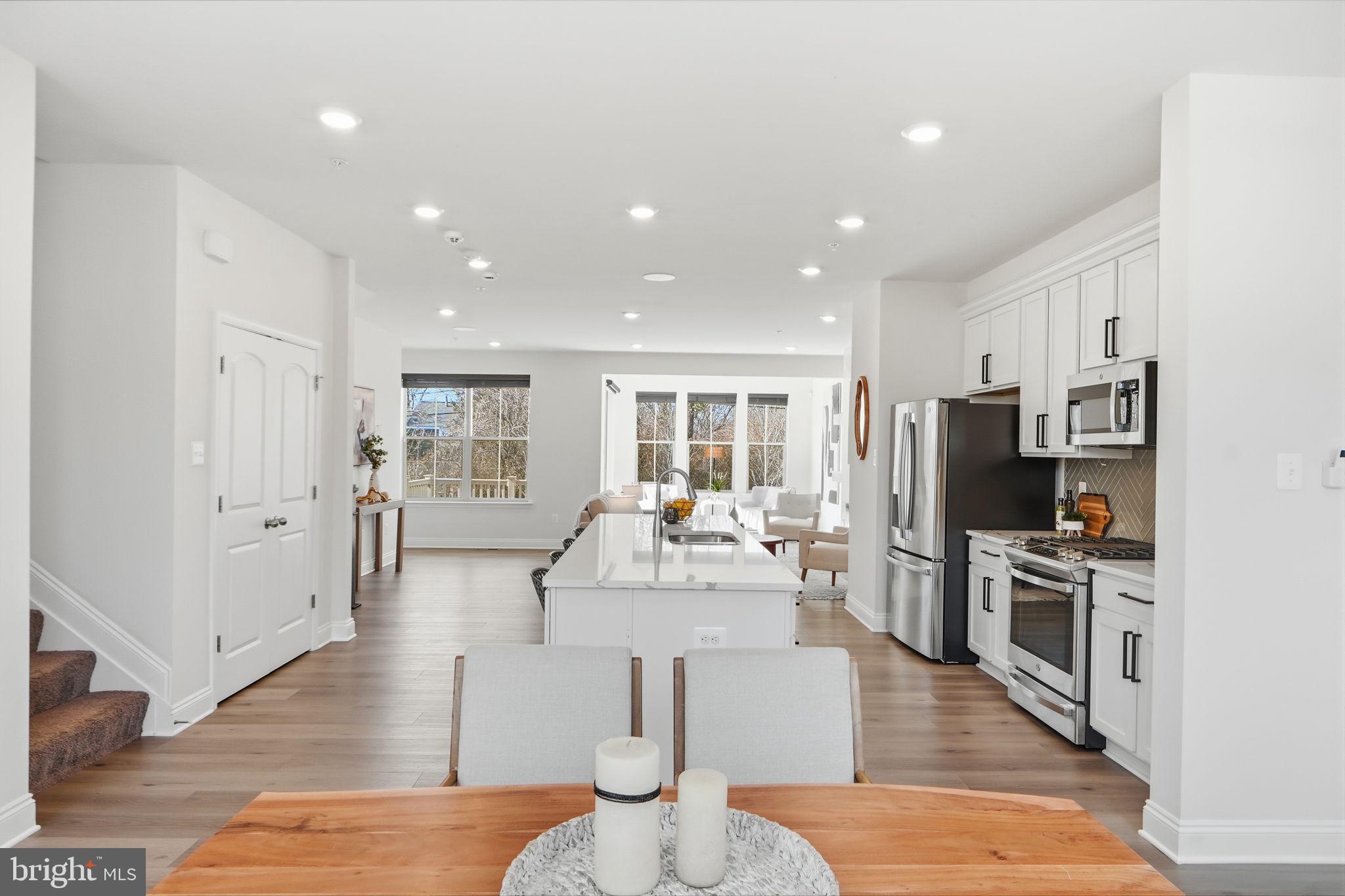 16428 FIFE WAY