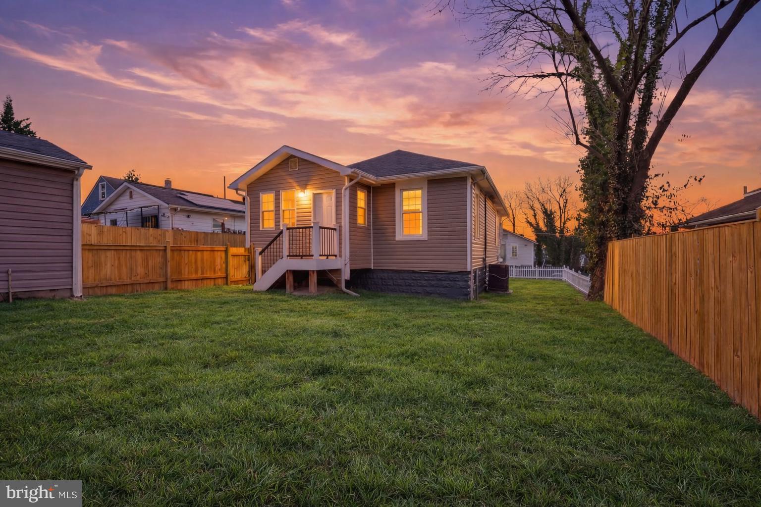 1126 JANSEN AVENUE