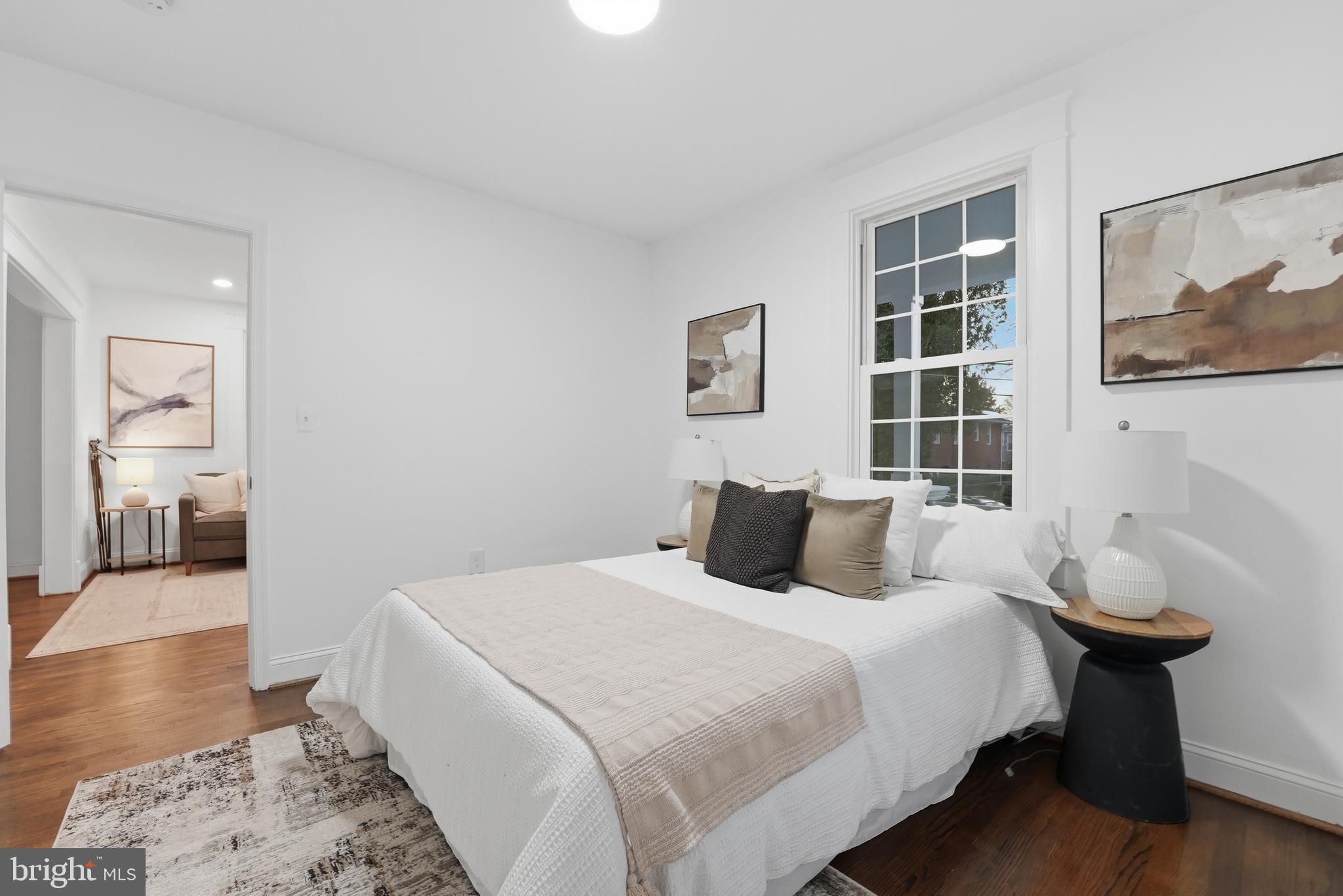 1126 JANSEN AVENUE