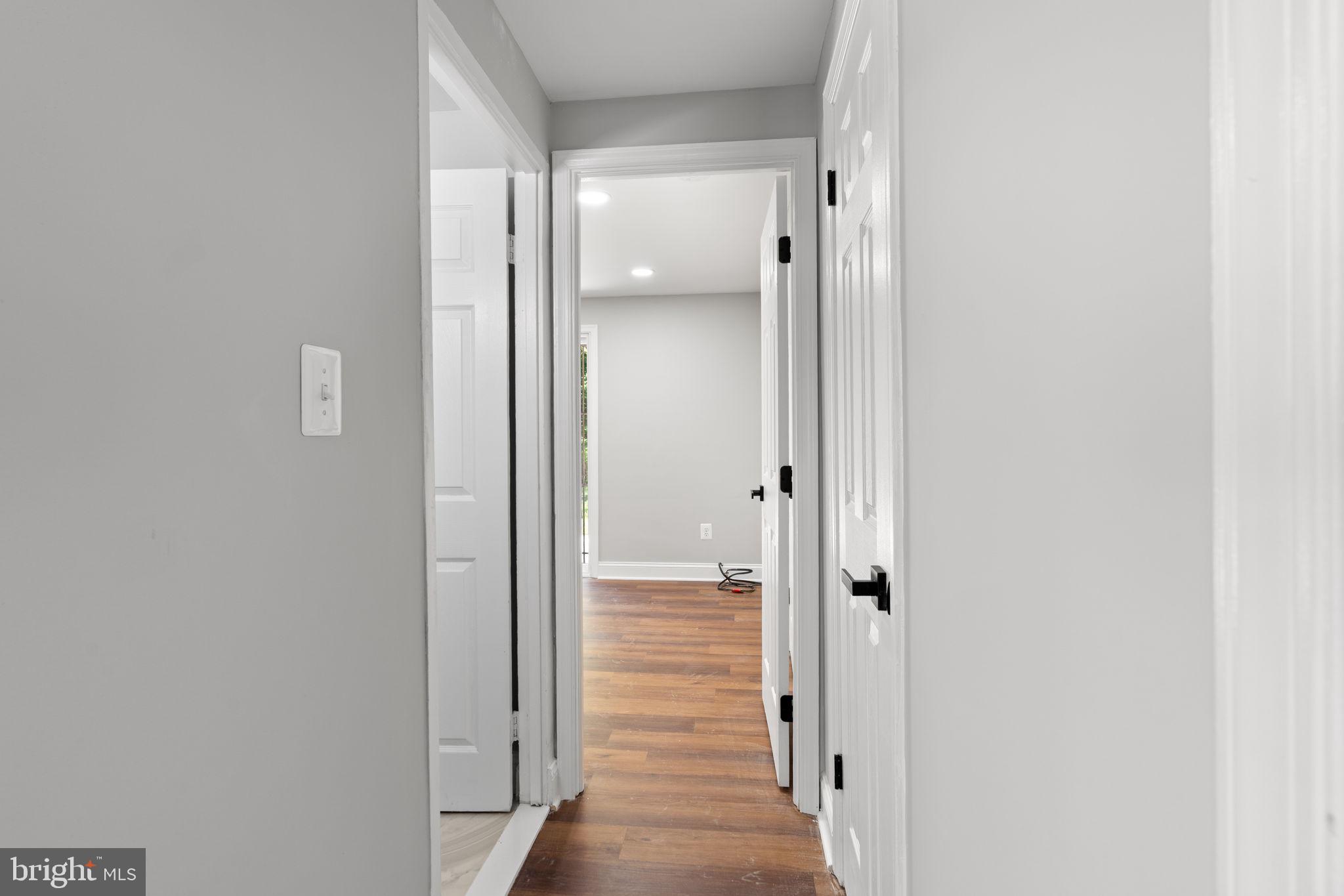 1709 DUTCH VILLAGE DRIVE M-394