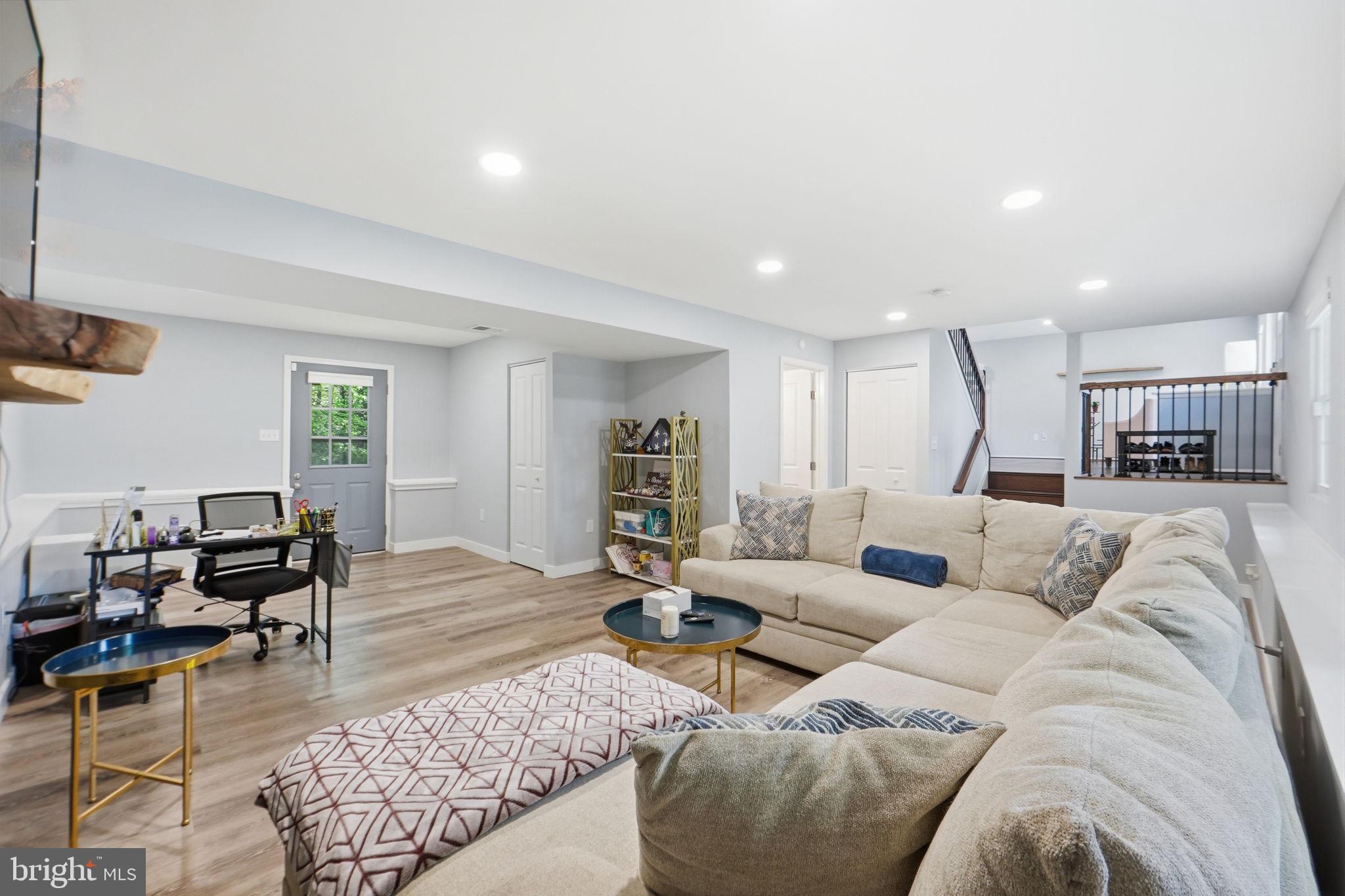 15904 ARK COURT