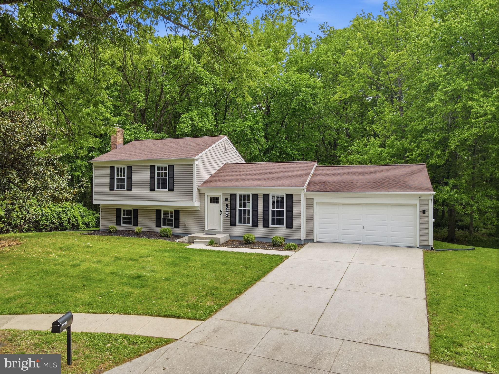 15904 ARK COURT