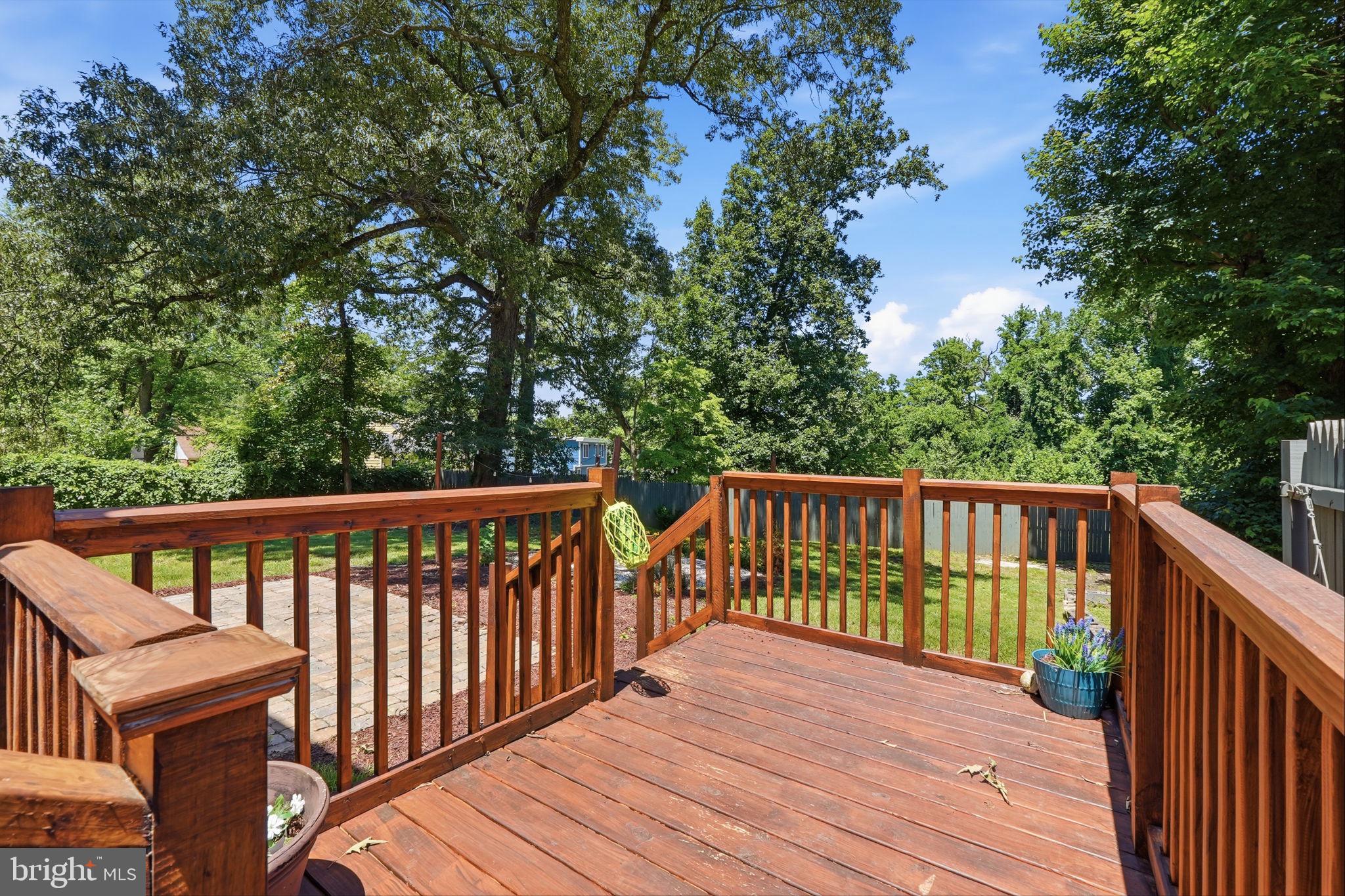 6704 BOXWOOD DRIVE