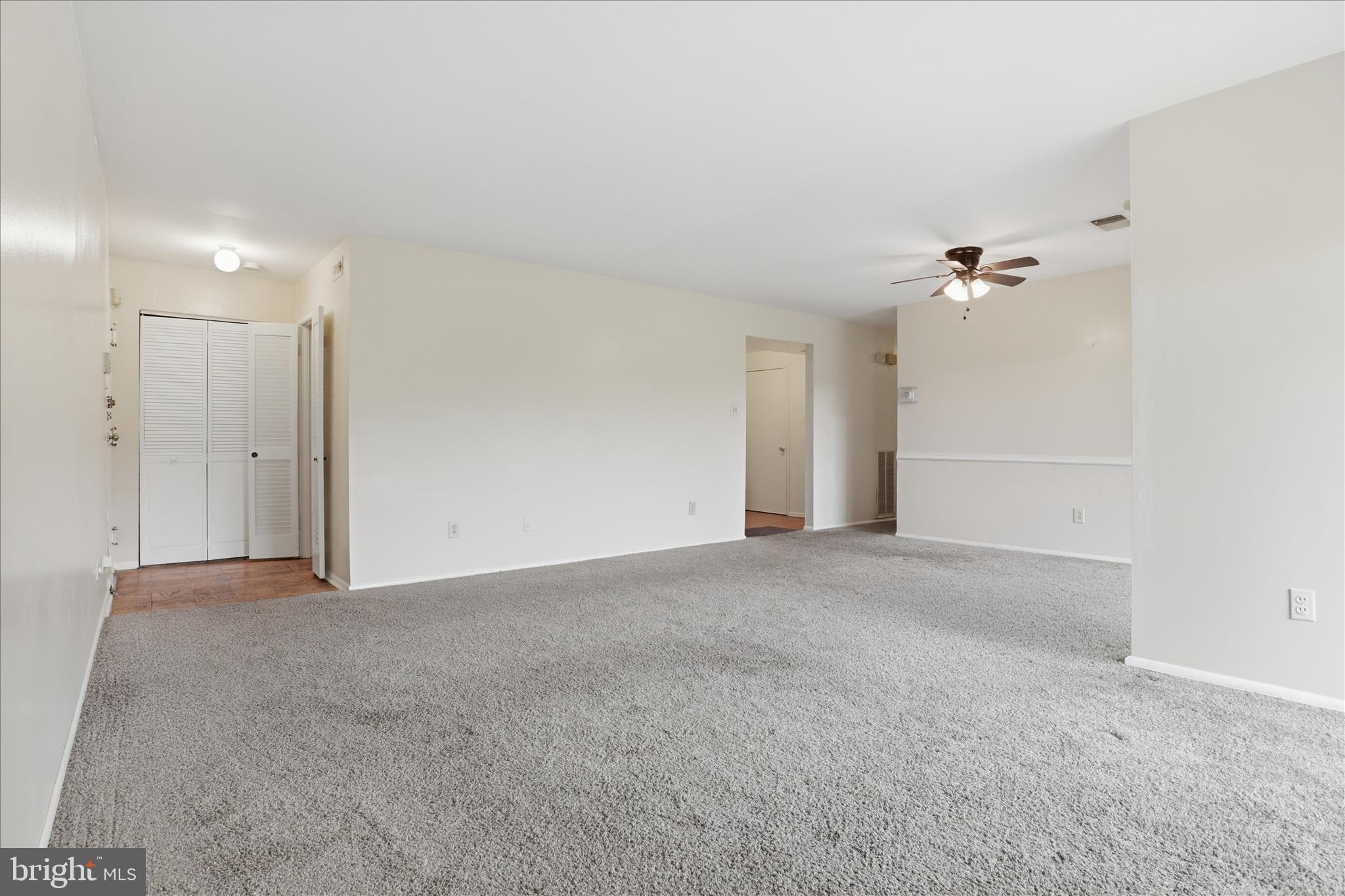 10214 PRINCE PLACE 8-202