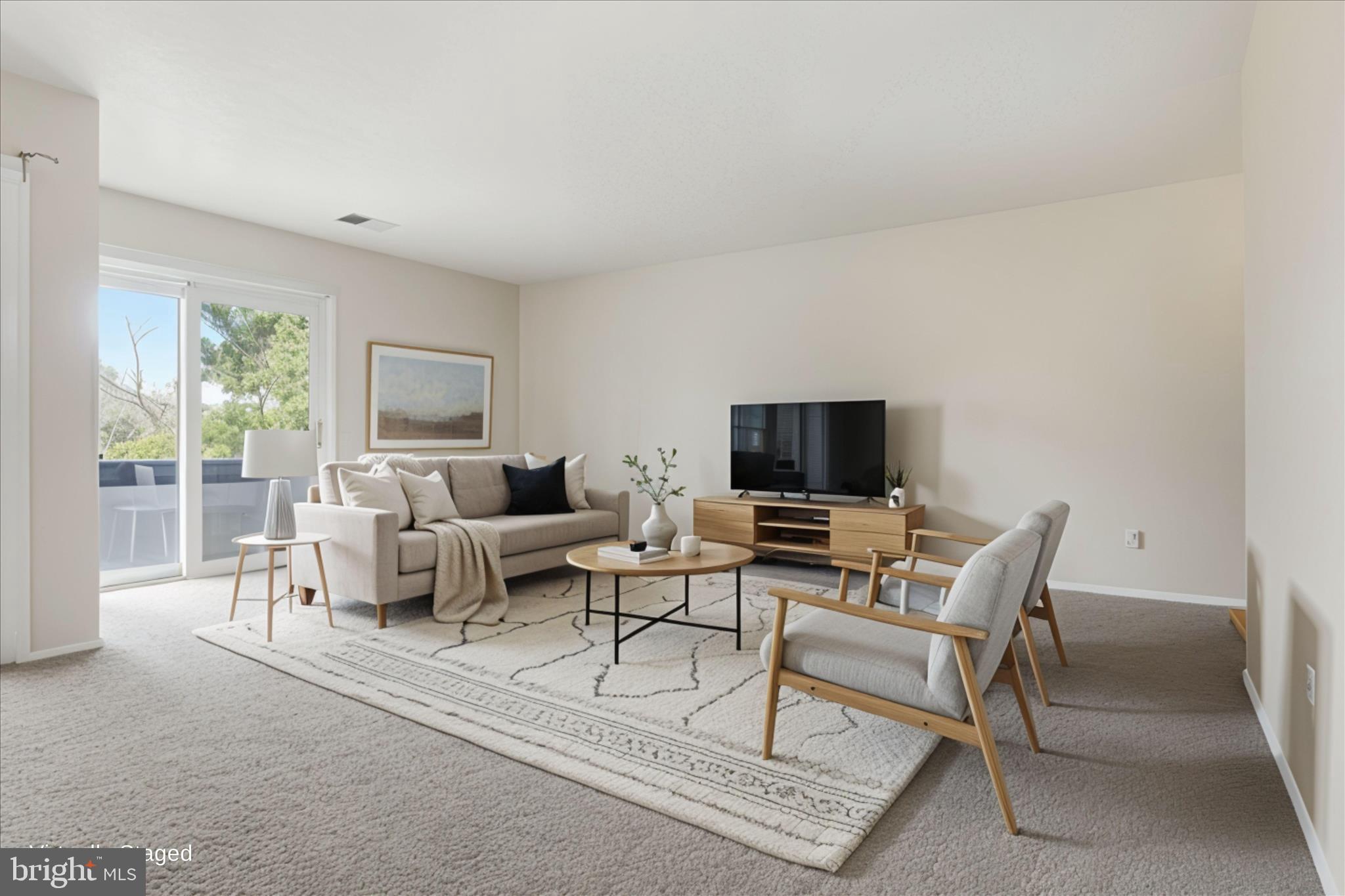 10214 PRINCE PLACE 8-202