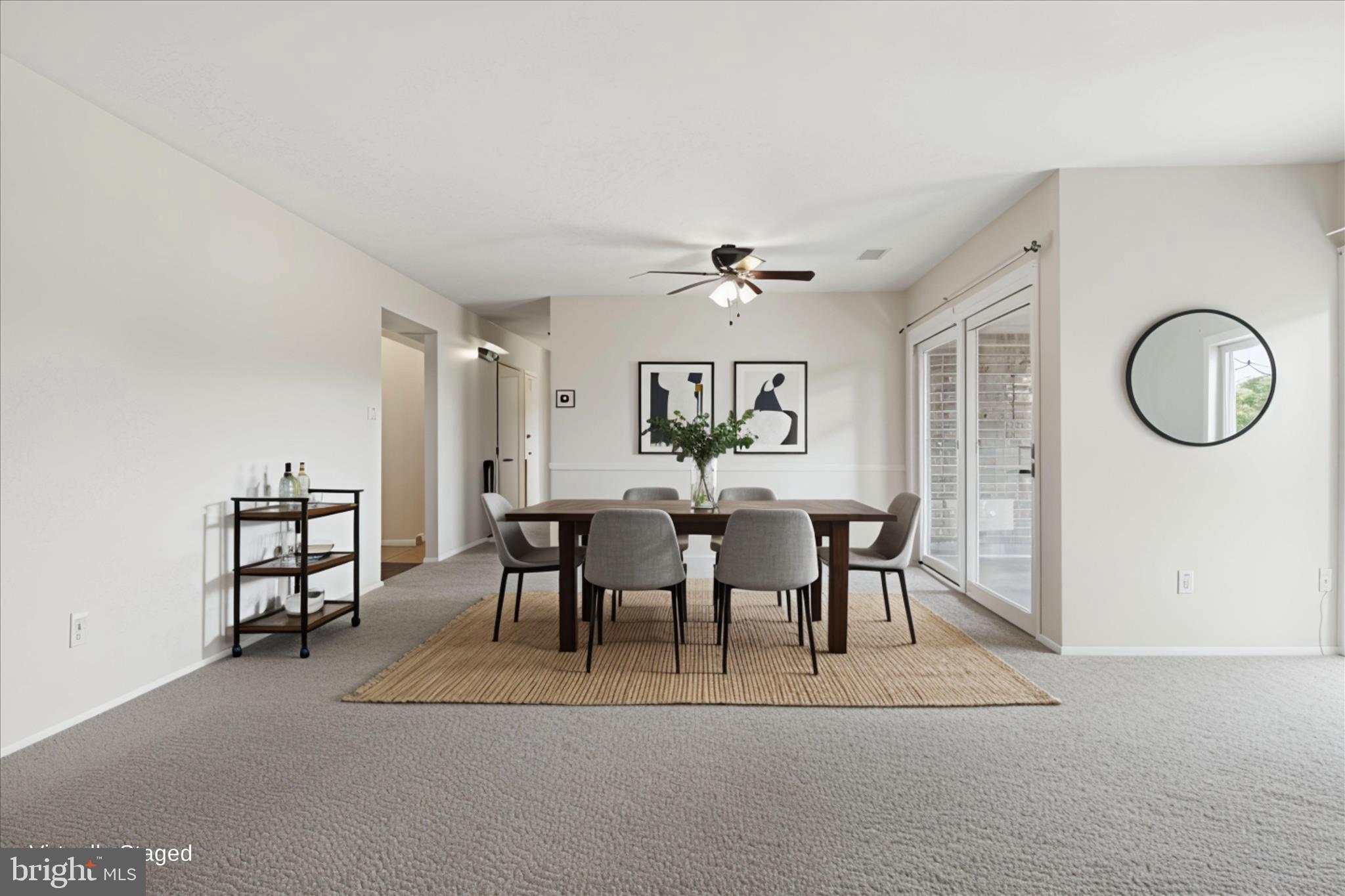 10214 PRINCE PLACE 8-202