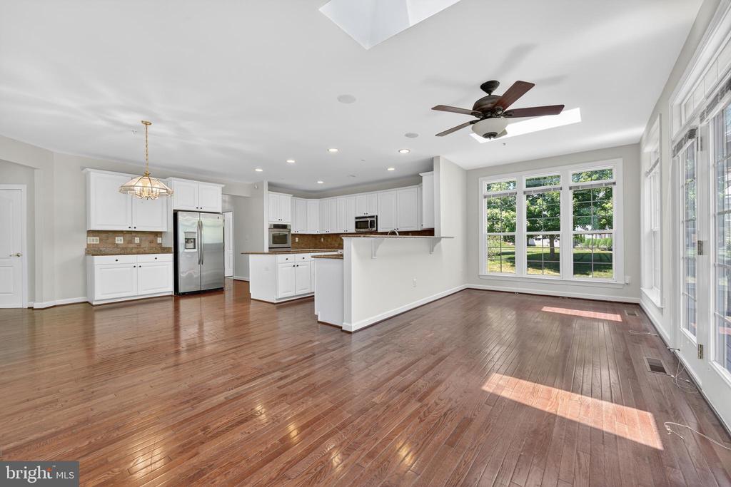 13330 LENFANT DRIVE