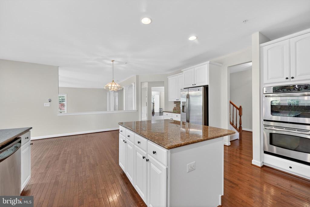 13330 LENFANT DRIVE